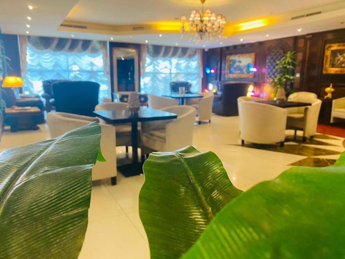 Tourist Hotel Doha Kültér fotó