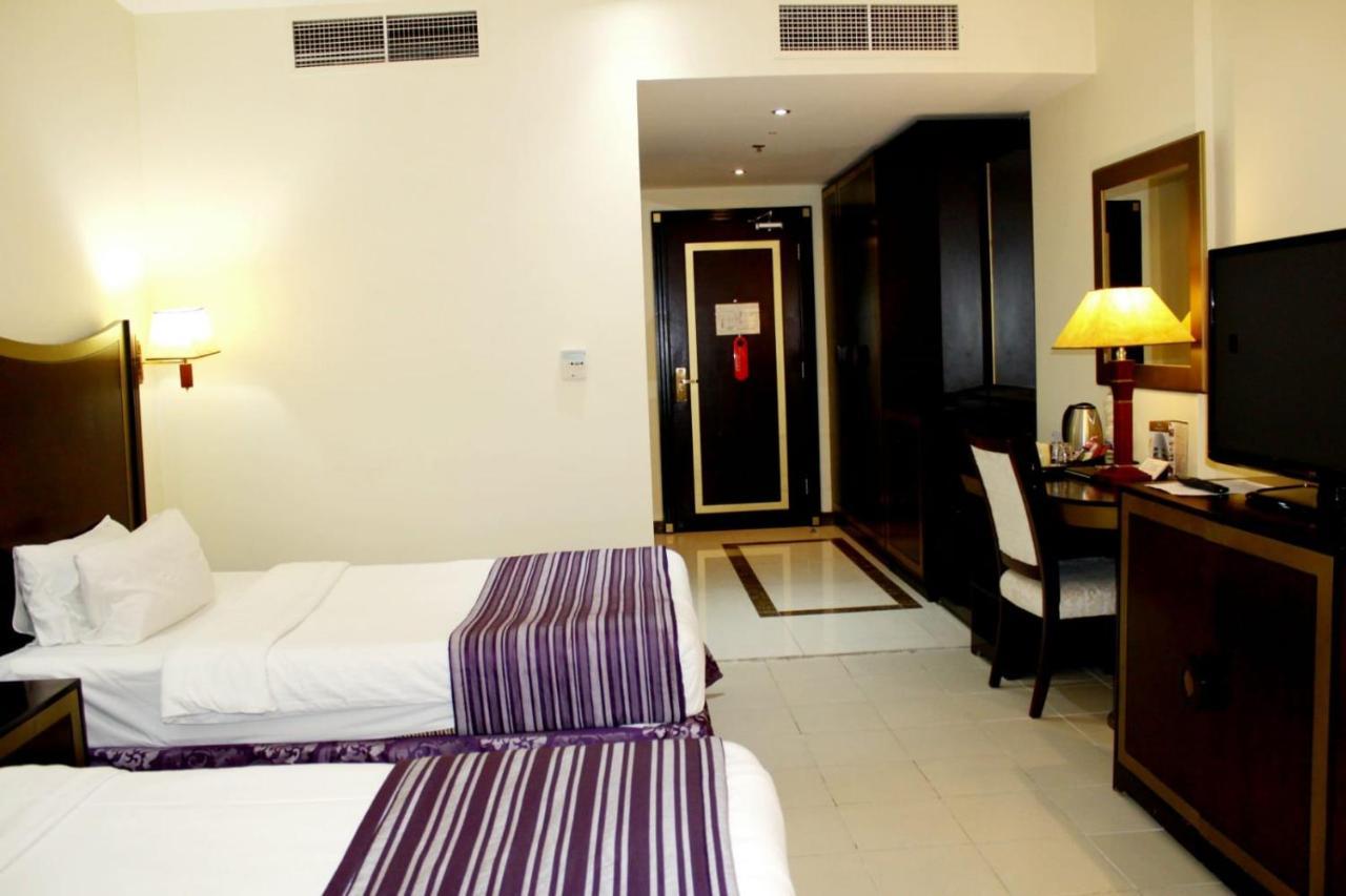 Tourist Hotel Doha Kültér fotó