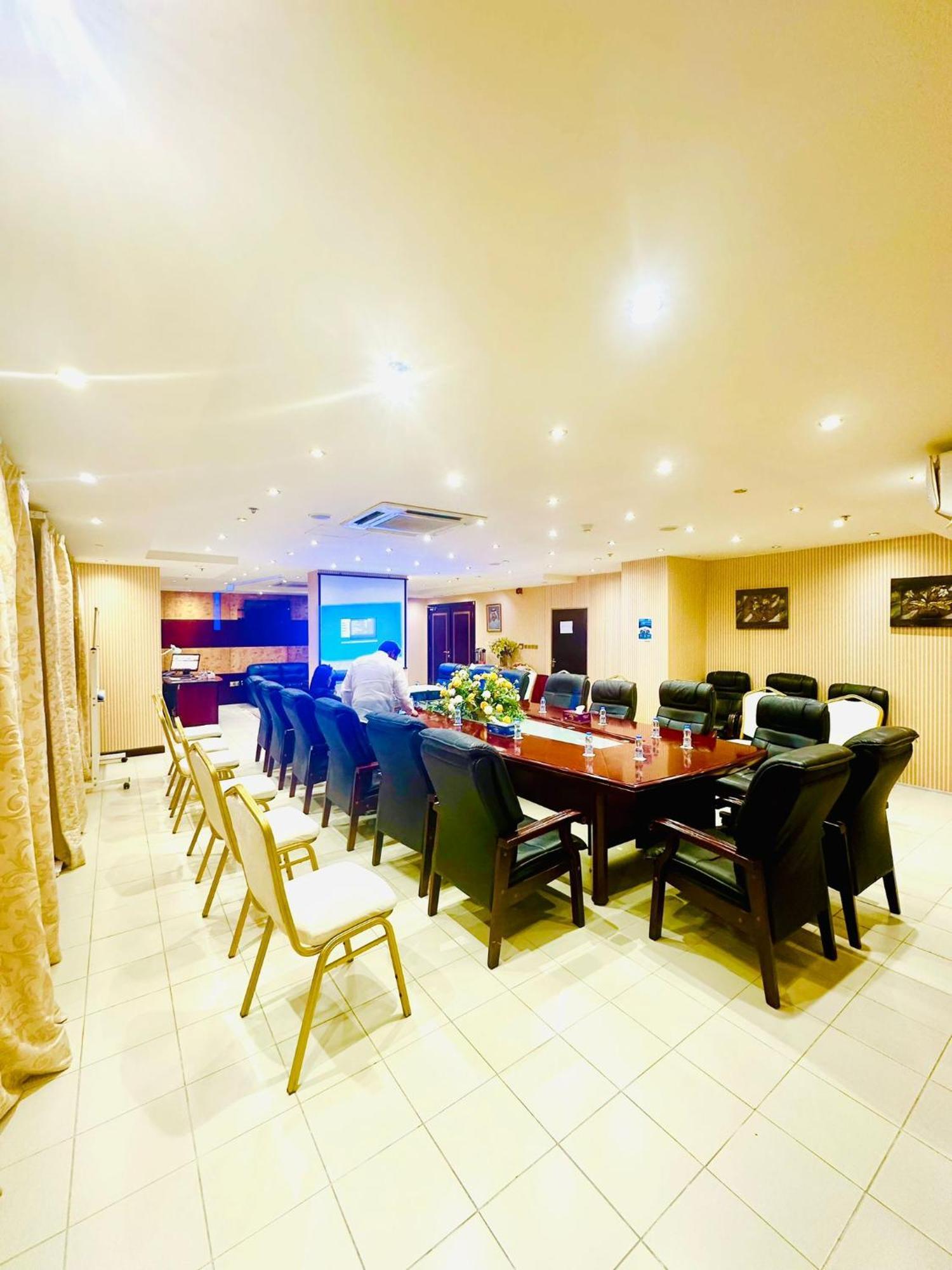 Tourist Hotel Doha Kültér fotó