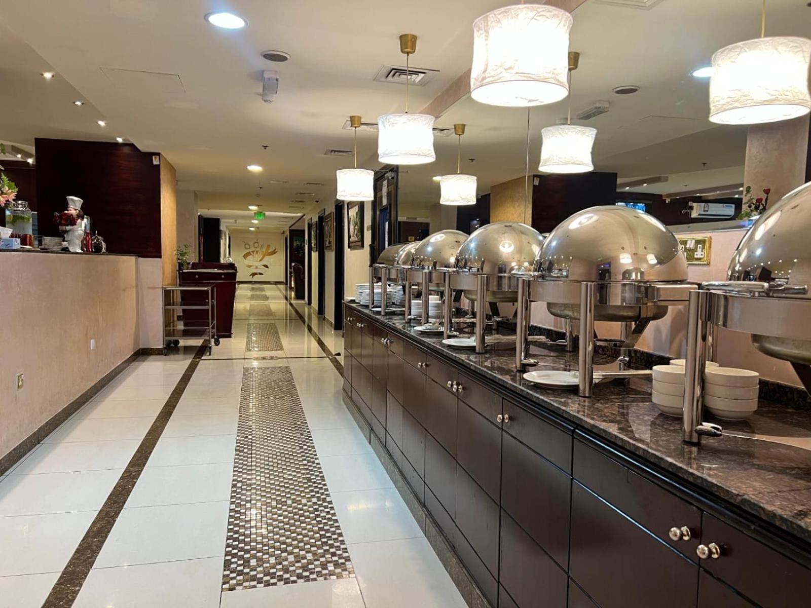 Tourist Hotel Doha Kültér fotó