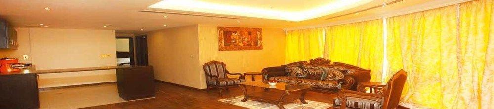 Tourist Hotel Doha Kültér fotó