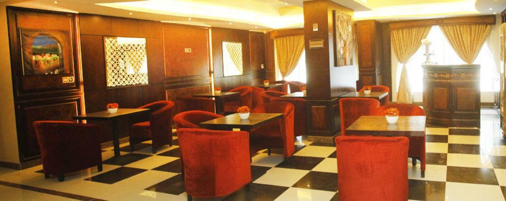Tourist Hotel Doha Kültér fotó
