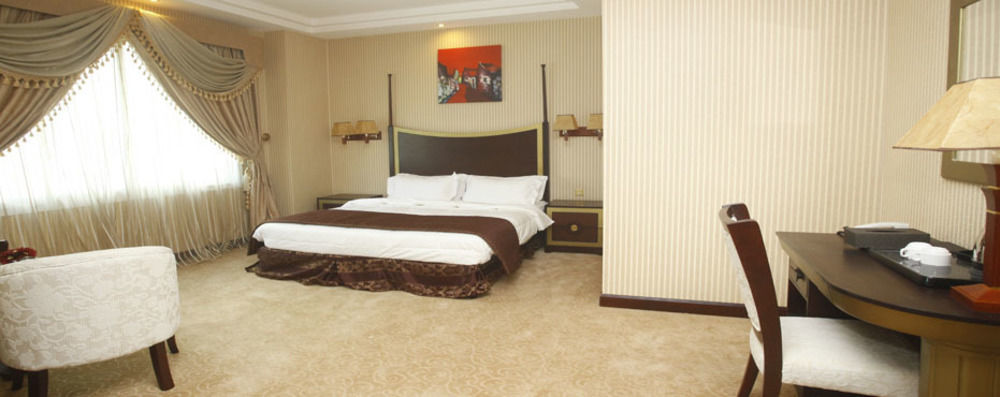 Tourist Hotel Doha Kültér fotó