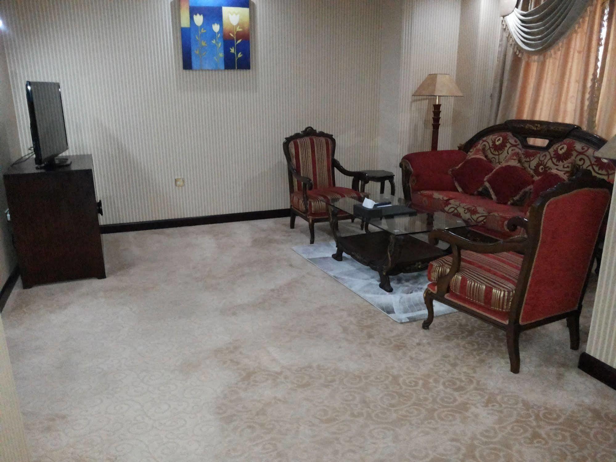 Tourist Hotel Doha Kültér fotó